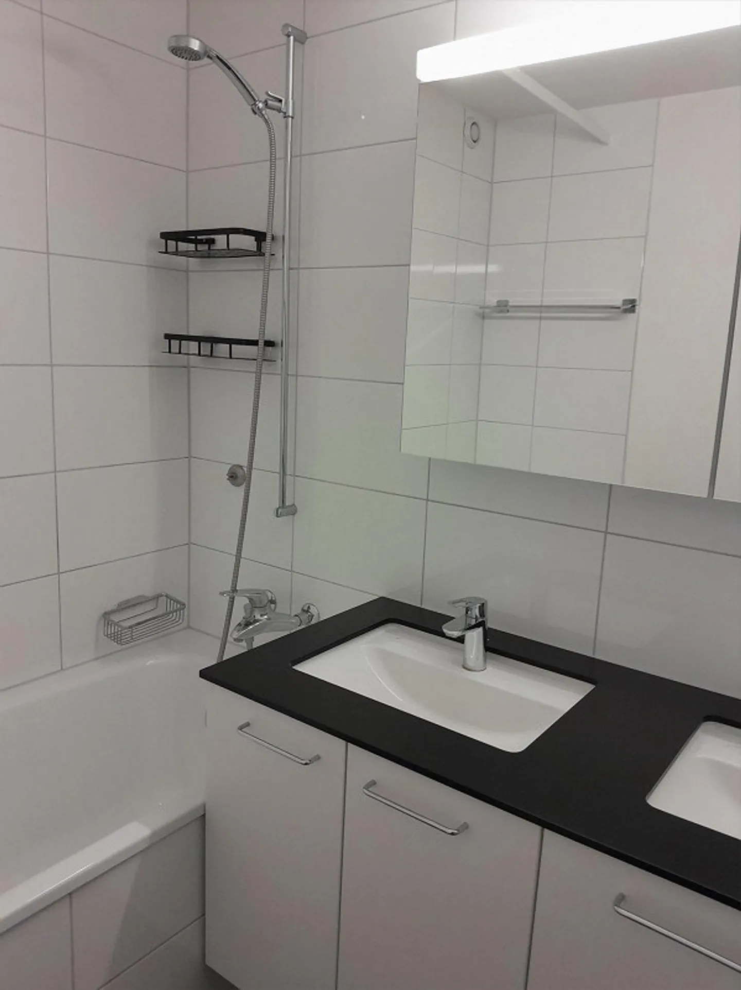 Looking for a new home? - Photo 3 of 8