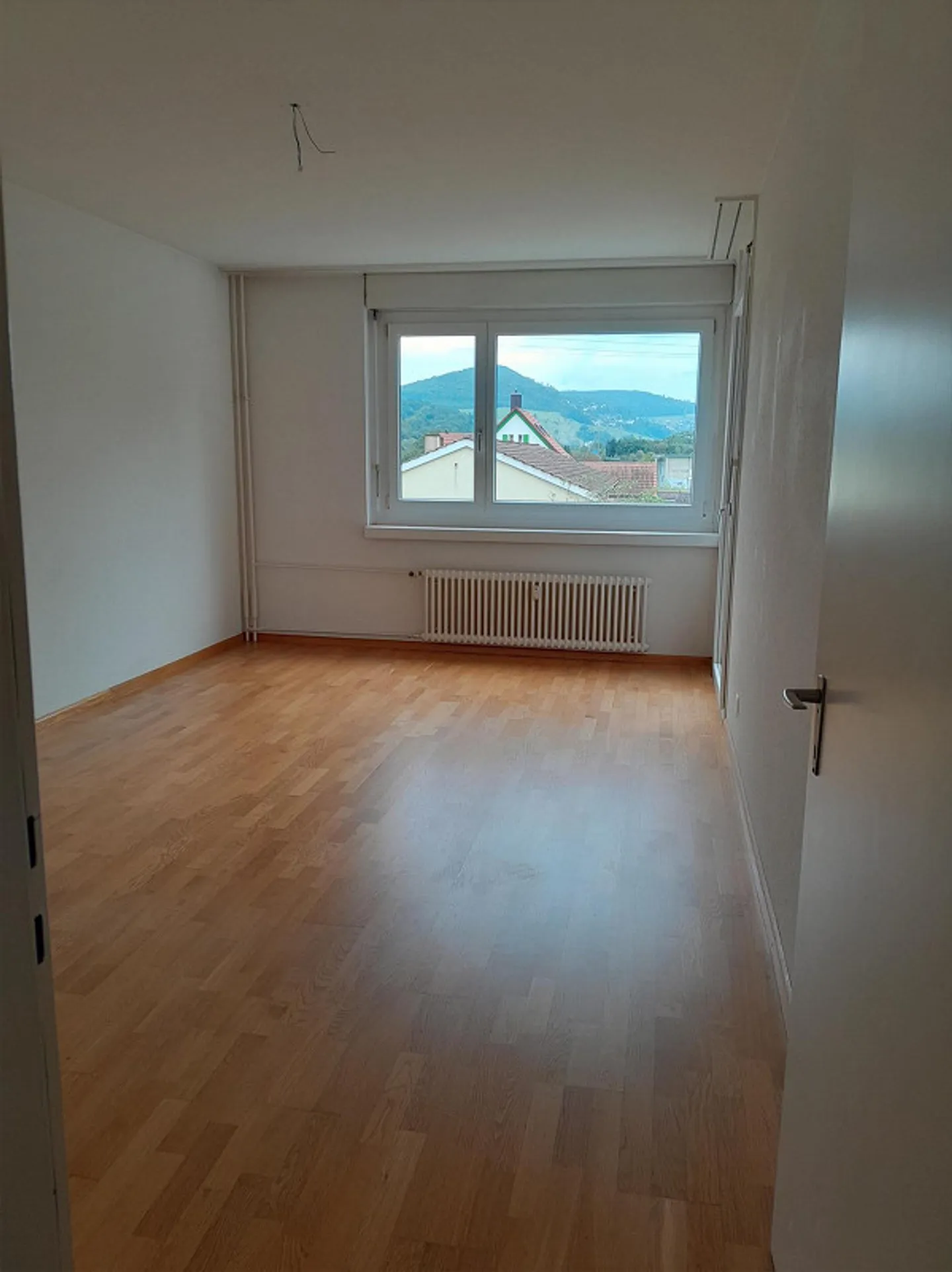 Looking for a new home? - Photo 4 of 8