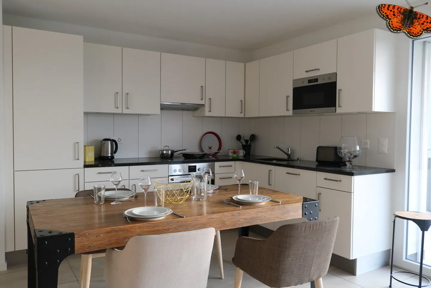 3½ Zimmer - Mit großem Balkon! - Foto 3 von 9