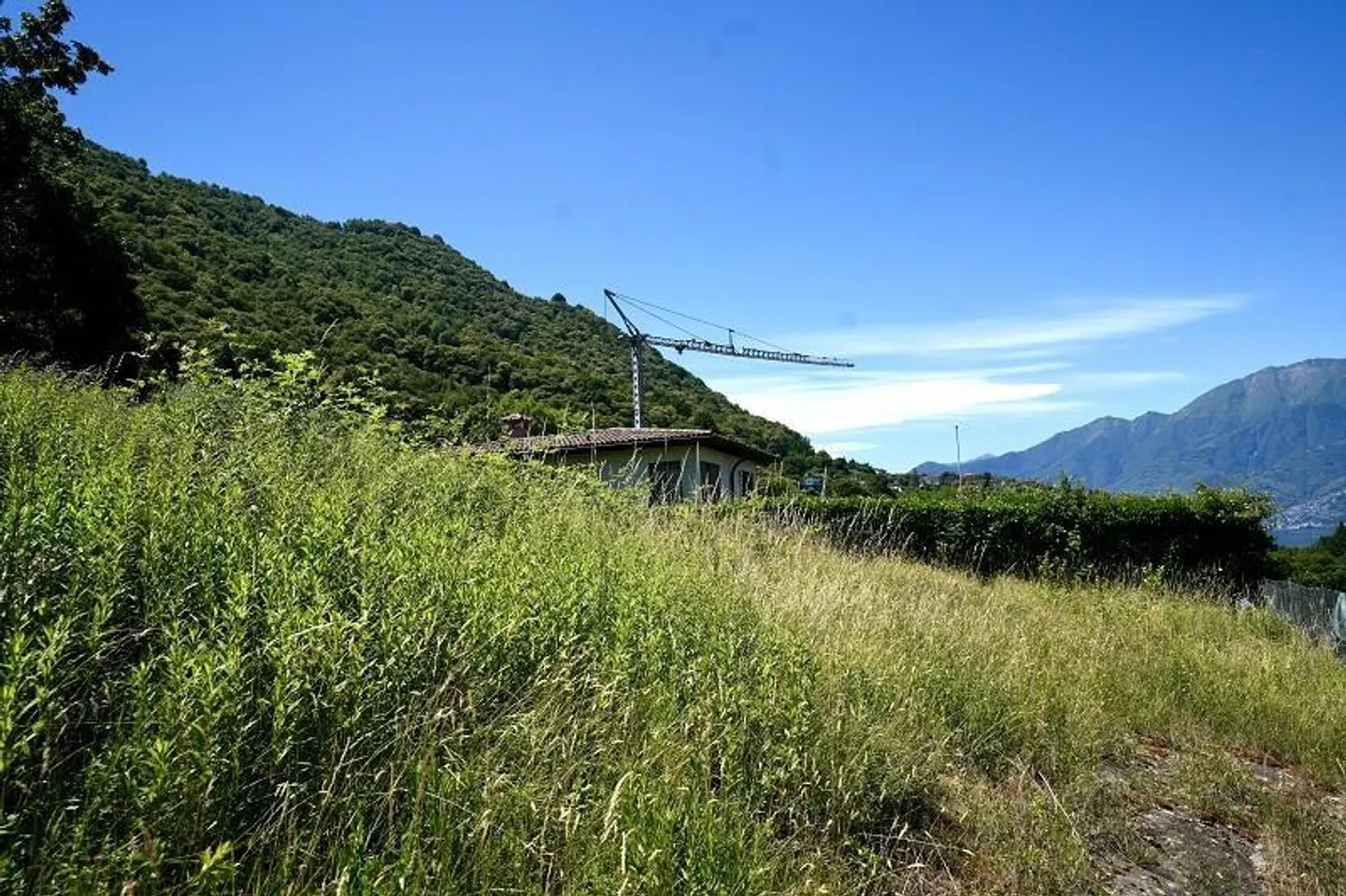Terrain constructible avec vue panoramique magnifique sur le lac - Photo 10 sur 17