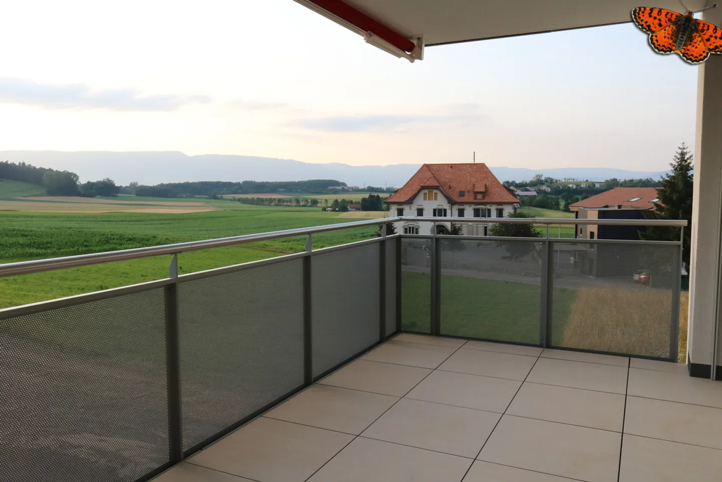 3½ Zimmer - Mit großem Balkon! - Foto 4 von 9