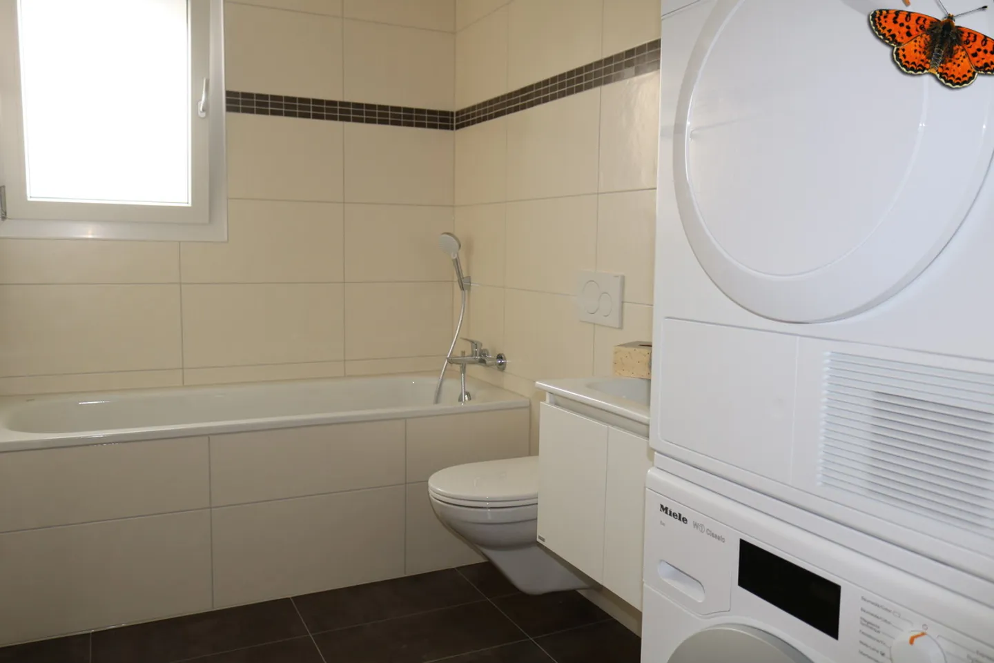 3½ Zimmer - Mit großem Balkon! - Foto 6 von 9