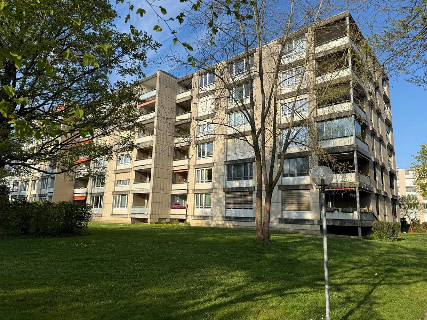 Helle 3.5-Zimmer-Wohnung mit Balkon - Foto 1 von 18