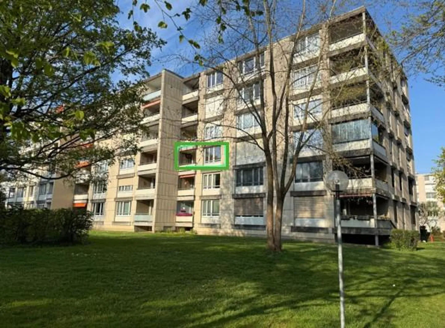 Helle 3.5-Zimmer-Wohnung mit Balkon - Foto 2 von 18