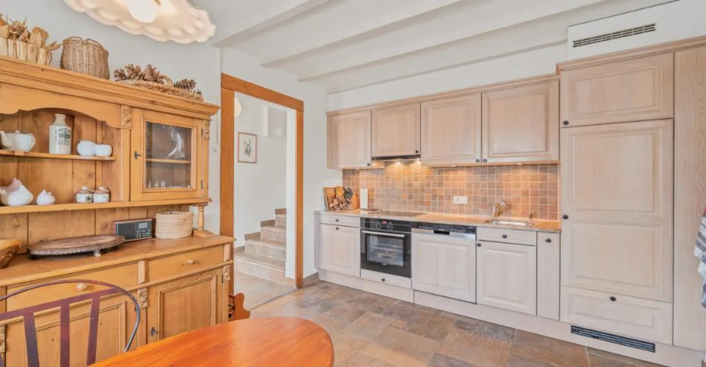 CHARMING DUPLEX WITH PRIVATE GARDEN, 5 MINUTES FROM MORGES - Photo 2 of 7