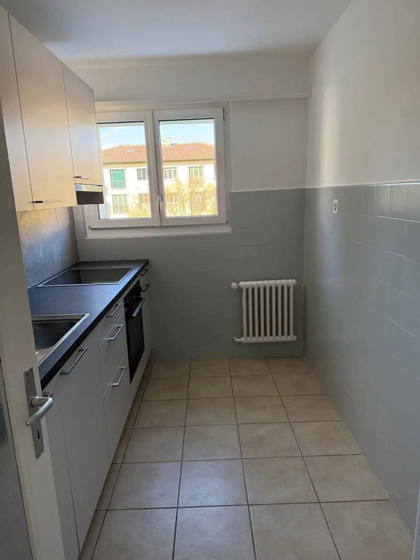 Appartement Charmant avec Balcon - Photo 1 sur 7