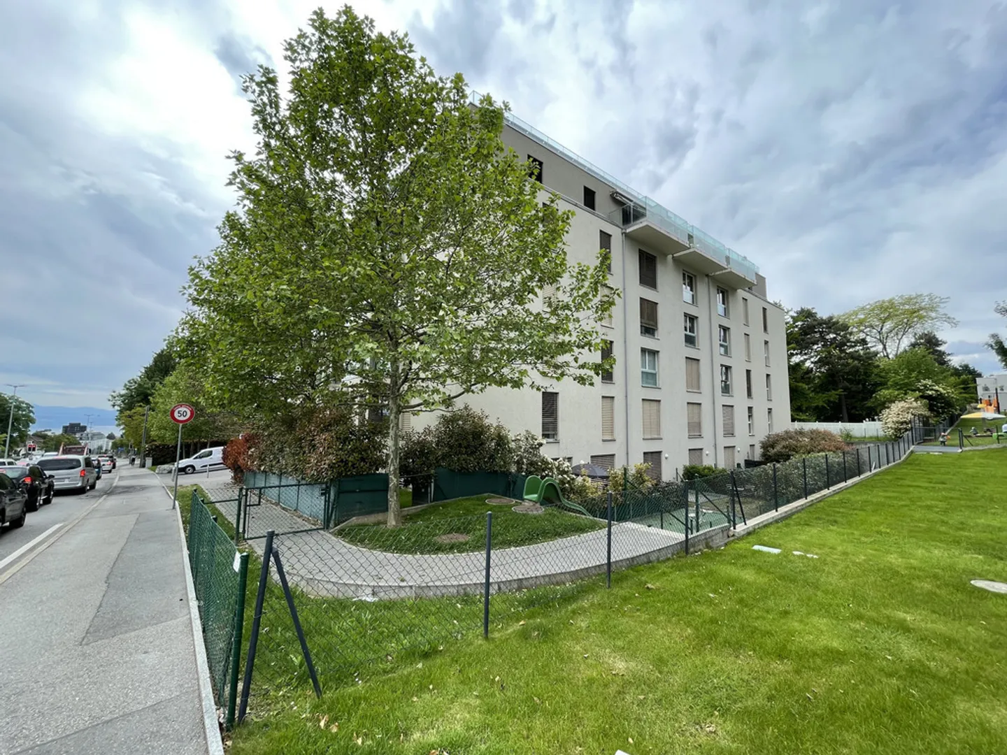 Apartment for rent - Photo 1 of 7