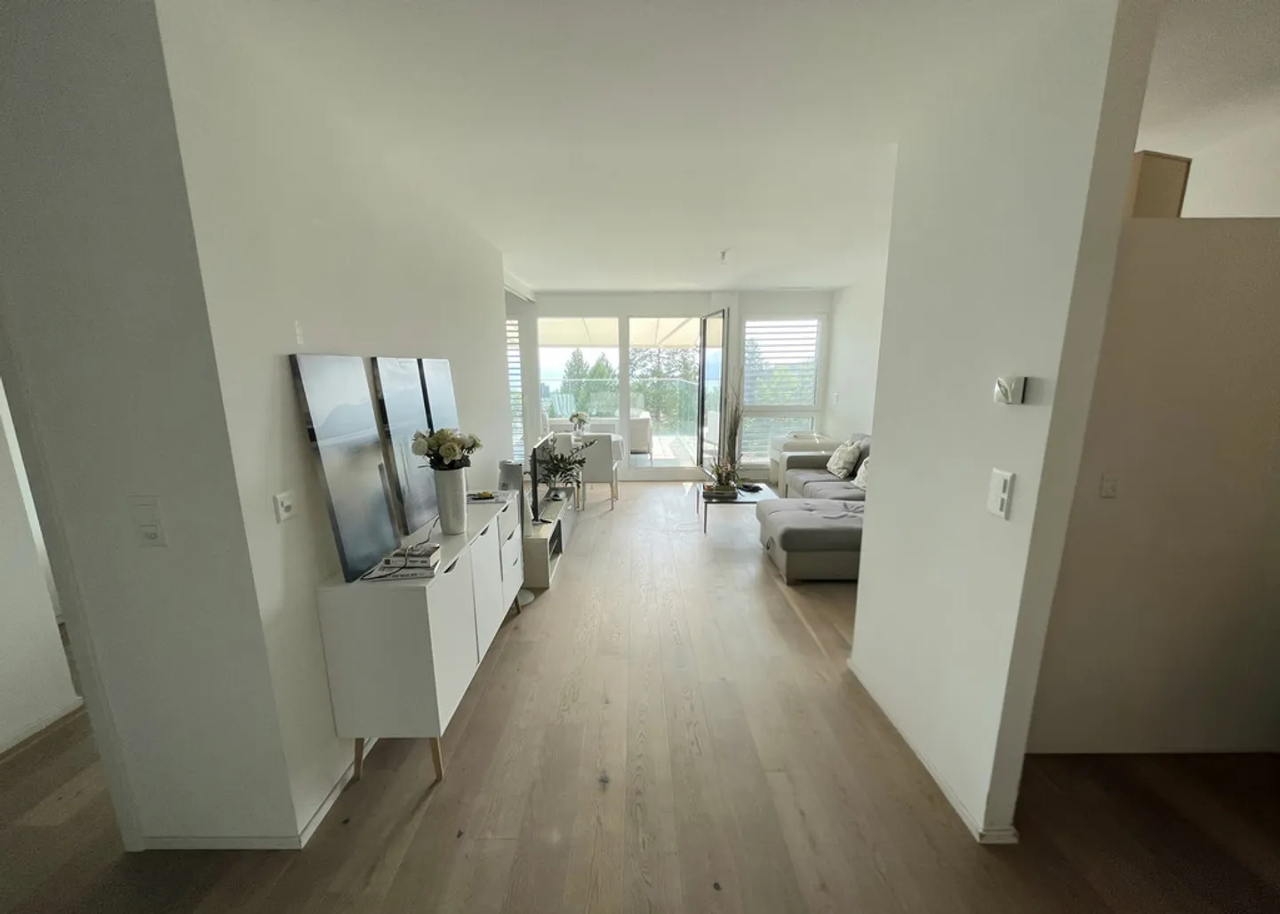 Apartment for rent - Photo 2 of 7