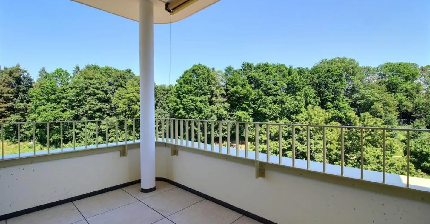 Exceptional 5.5-room apartment on the top floor for rent in Marly! - Photo 7 of 10