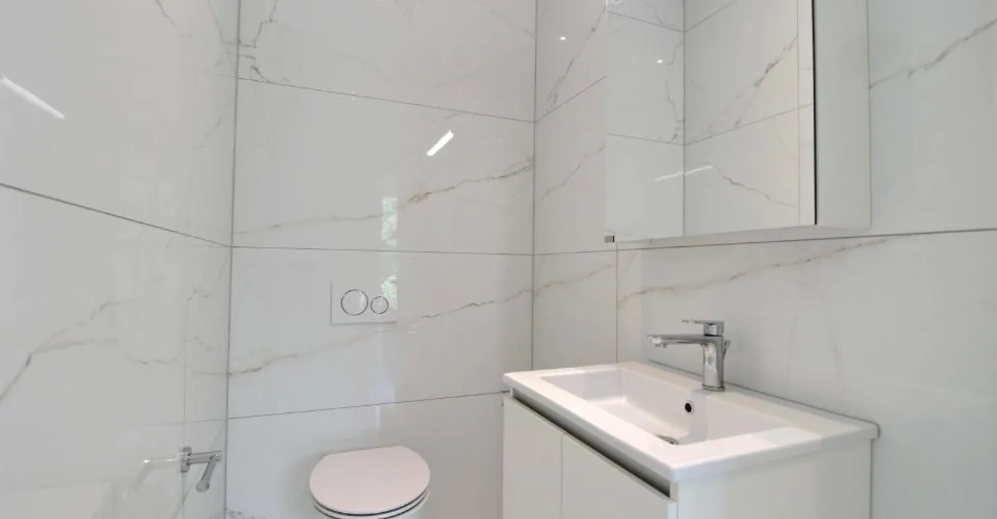 Exceptional 5.5-room apartment on the top floor for rent in Marly! - Photo 10 of 10