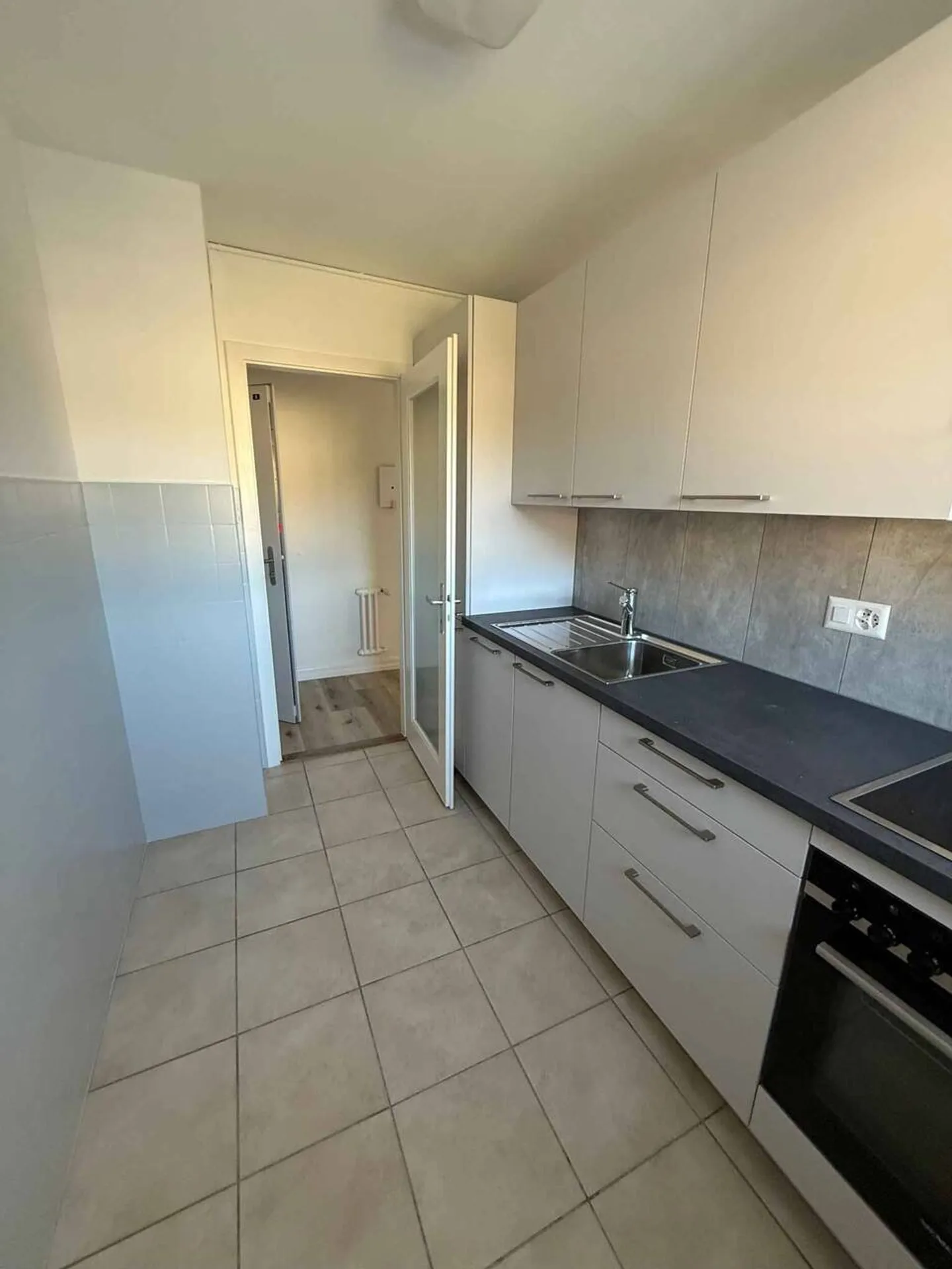 Appartement Charmant avec Balcon - Photo 6 sur 7