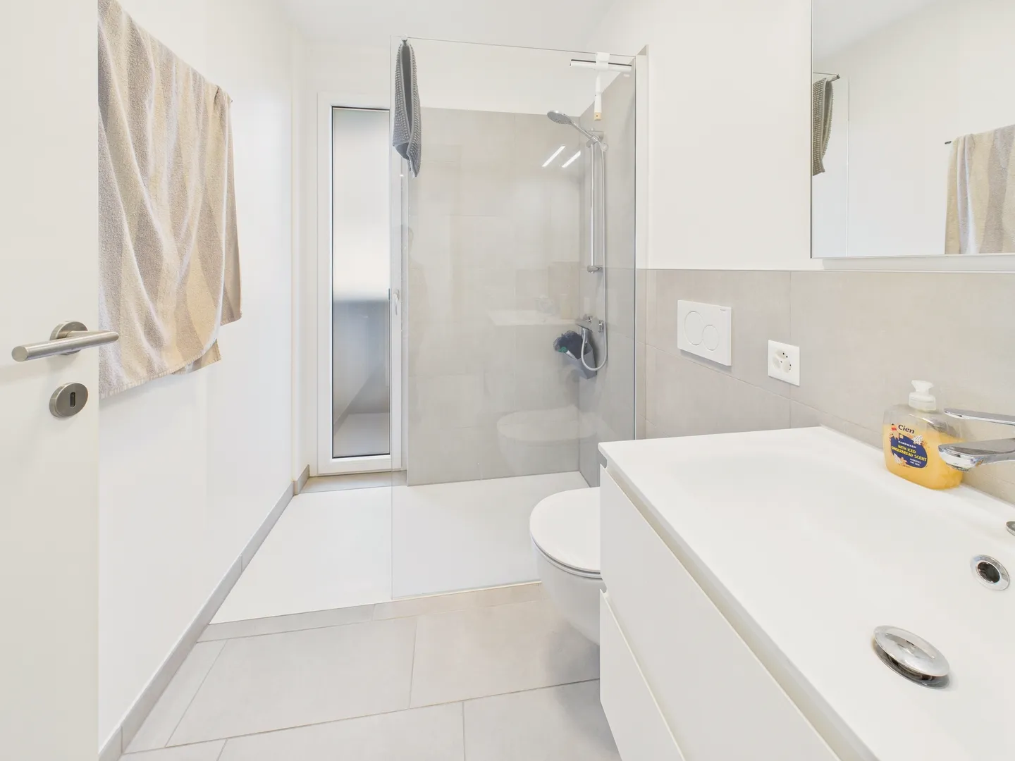 4.5 Room Apartment New Construction in Biasca - Photo 8 of 11