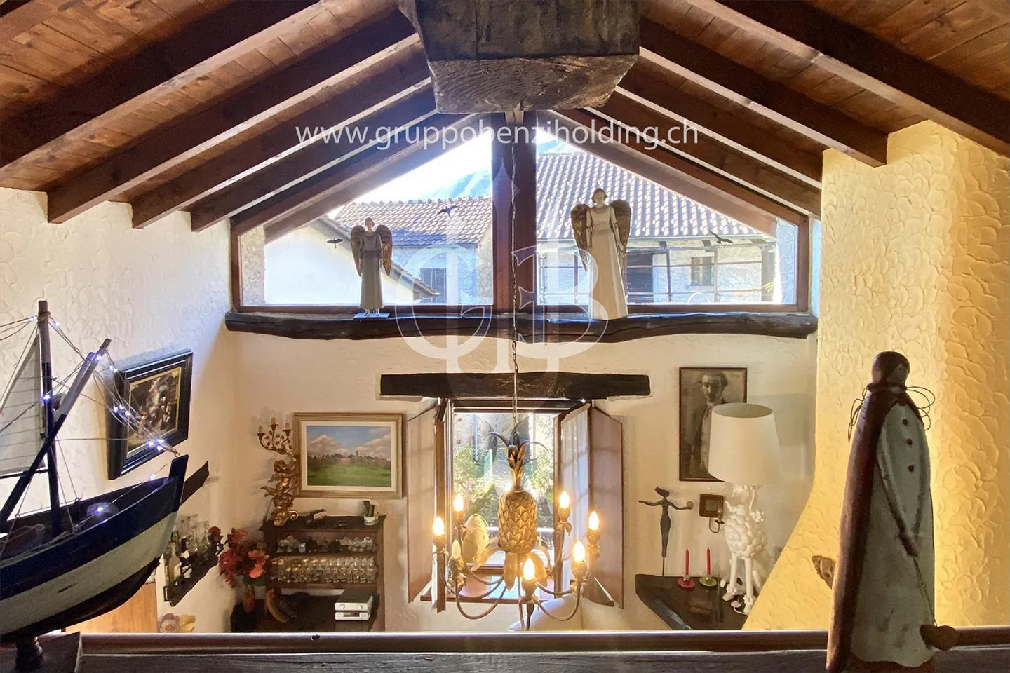 Bright charming house in Gordola in a residential context. - Photo 4 of 19