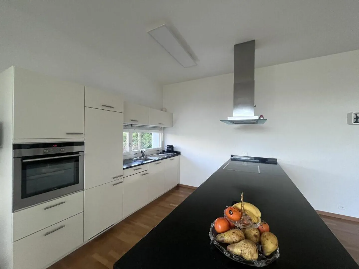 Noble Garden Apartment Fully Automated - Photo 3 of 16