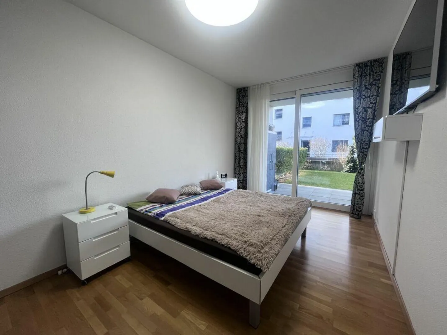 Noble Garden Apartment Fully Automated - Photo 7 of 16