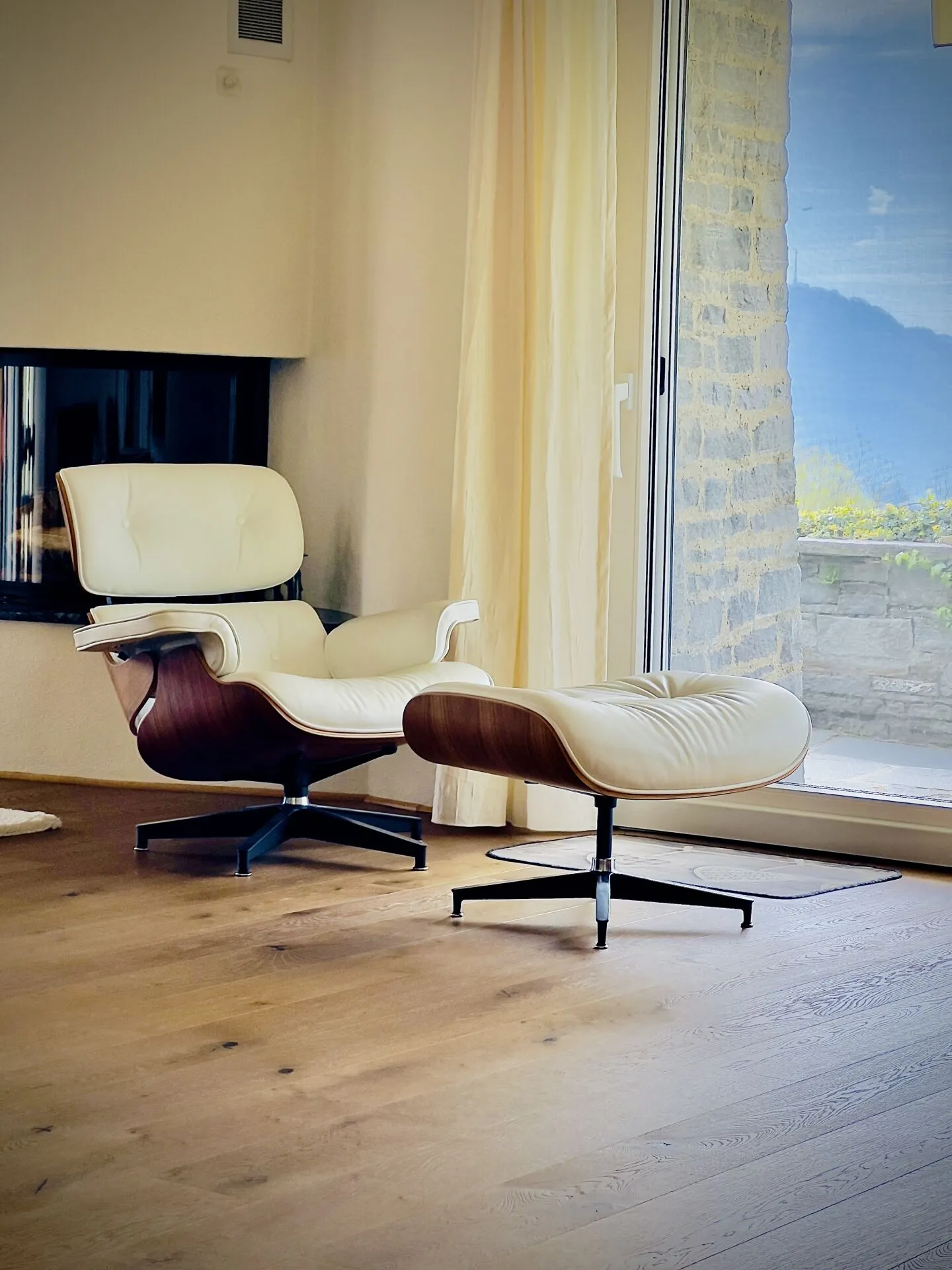 Casa unifamiliare pronta per essere abitata con uno stile moderno in una posizione soleggiata - Foto 4 di 19