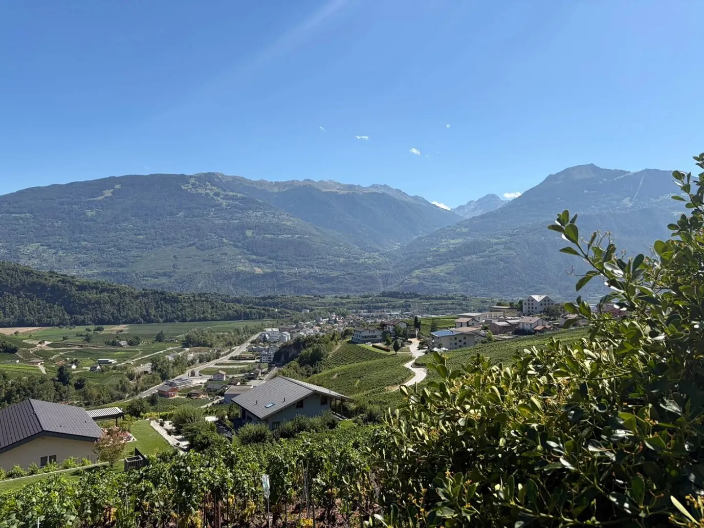 Duplex de 5,5 pièces avec grande terrasse sur les coteaux de Conthey - Photo 6 sur 7