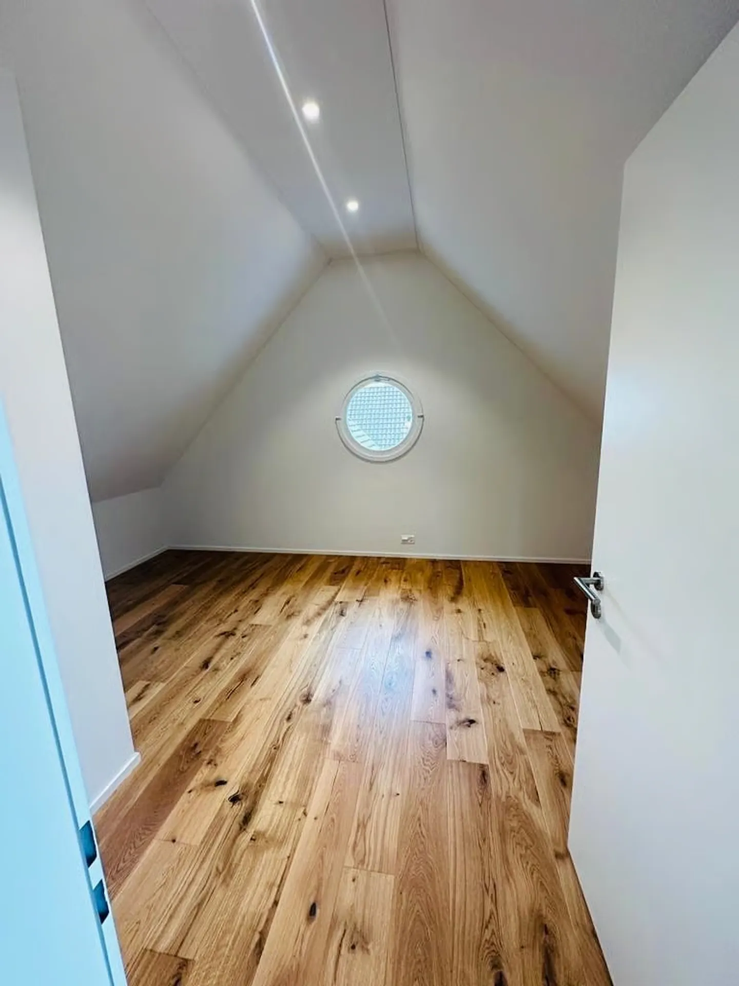 Appartement duplex moderne de 3,5 pièces à Fahrweid - Nouvelle construction 2024 - Photo 8 sur 10