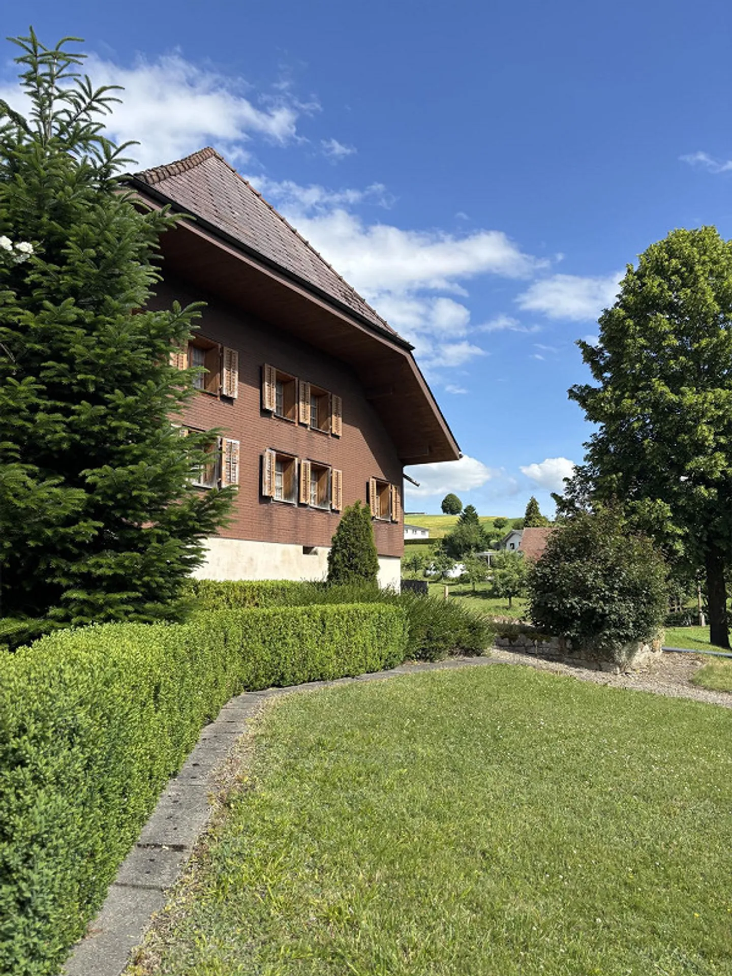 Edificio residenziale e edificio economico agricolo - Foto 1 di 12