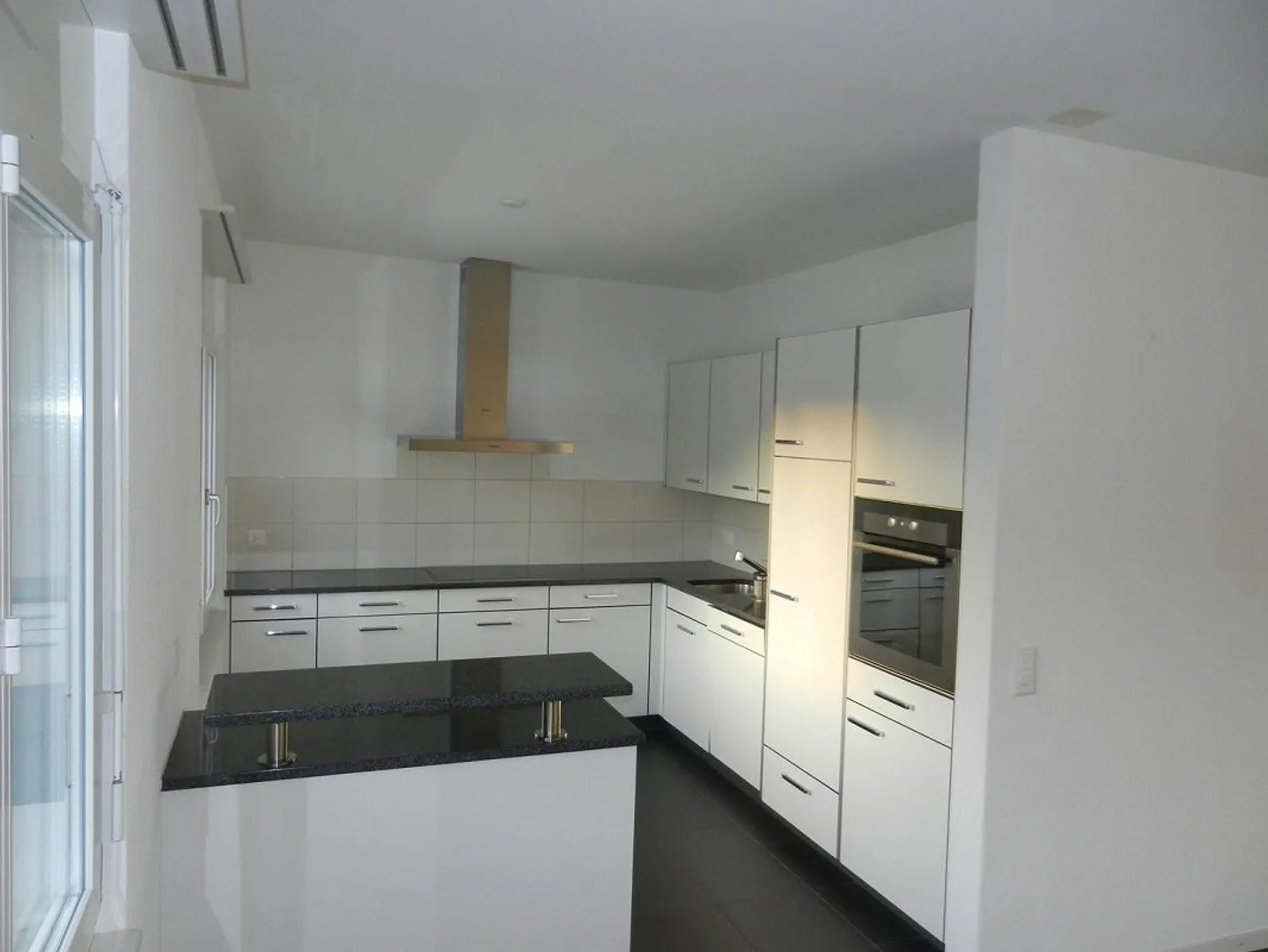 Bel appartement dans un emplacement calme ! - Photo 2 sur 7