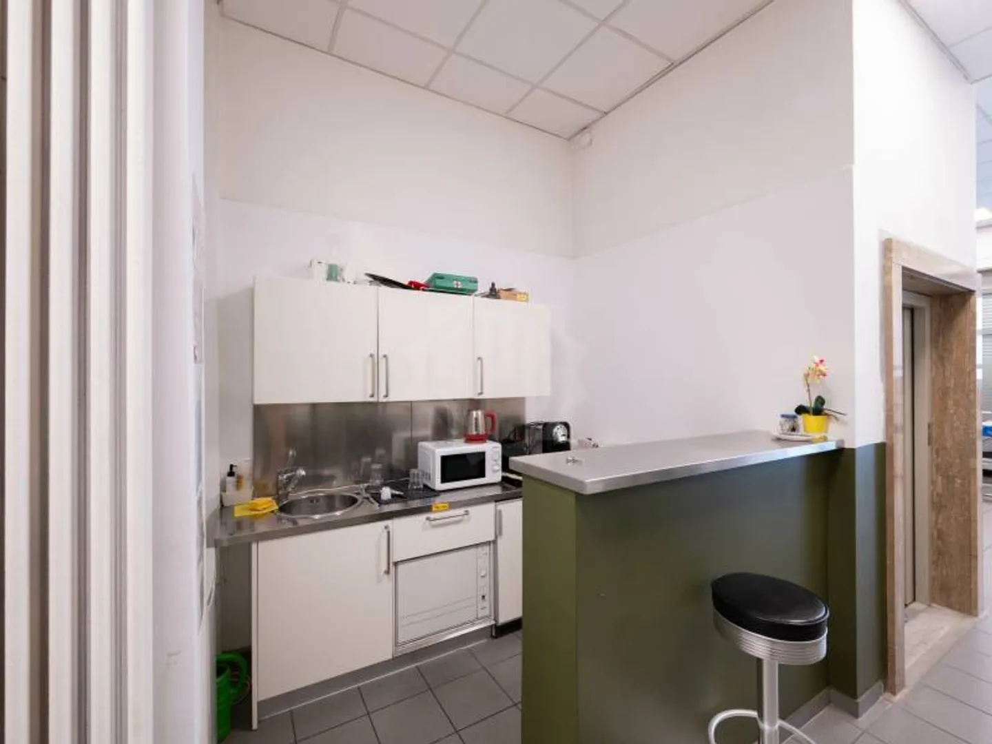 Geräumige Arcade - Genf - Foto 6 von 6