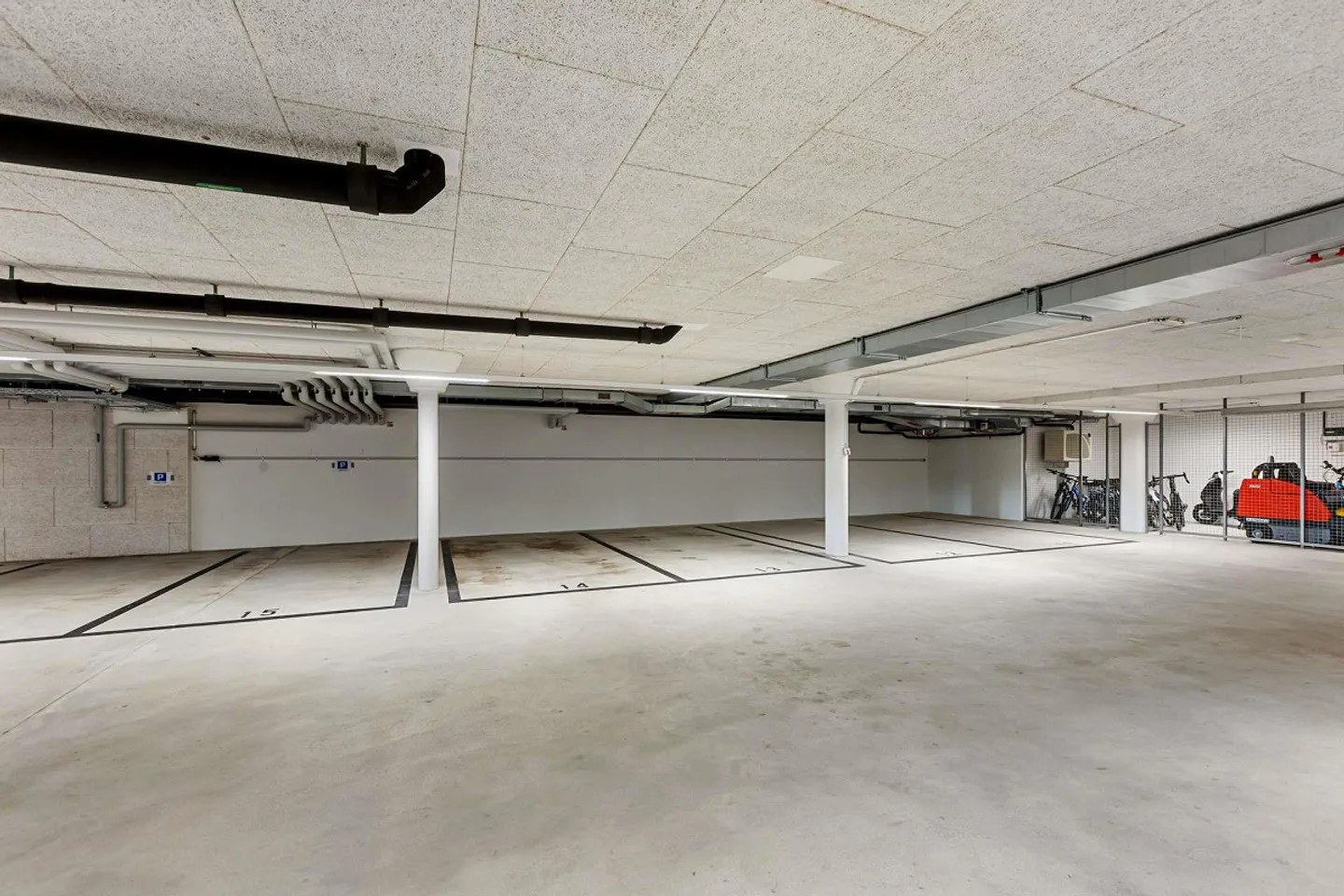 Attractive commercial spaces in modern development - Photo 6 of 8