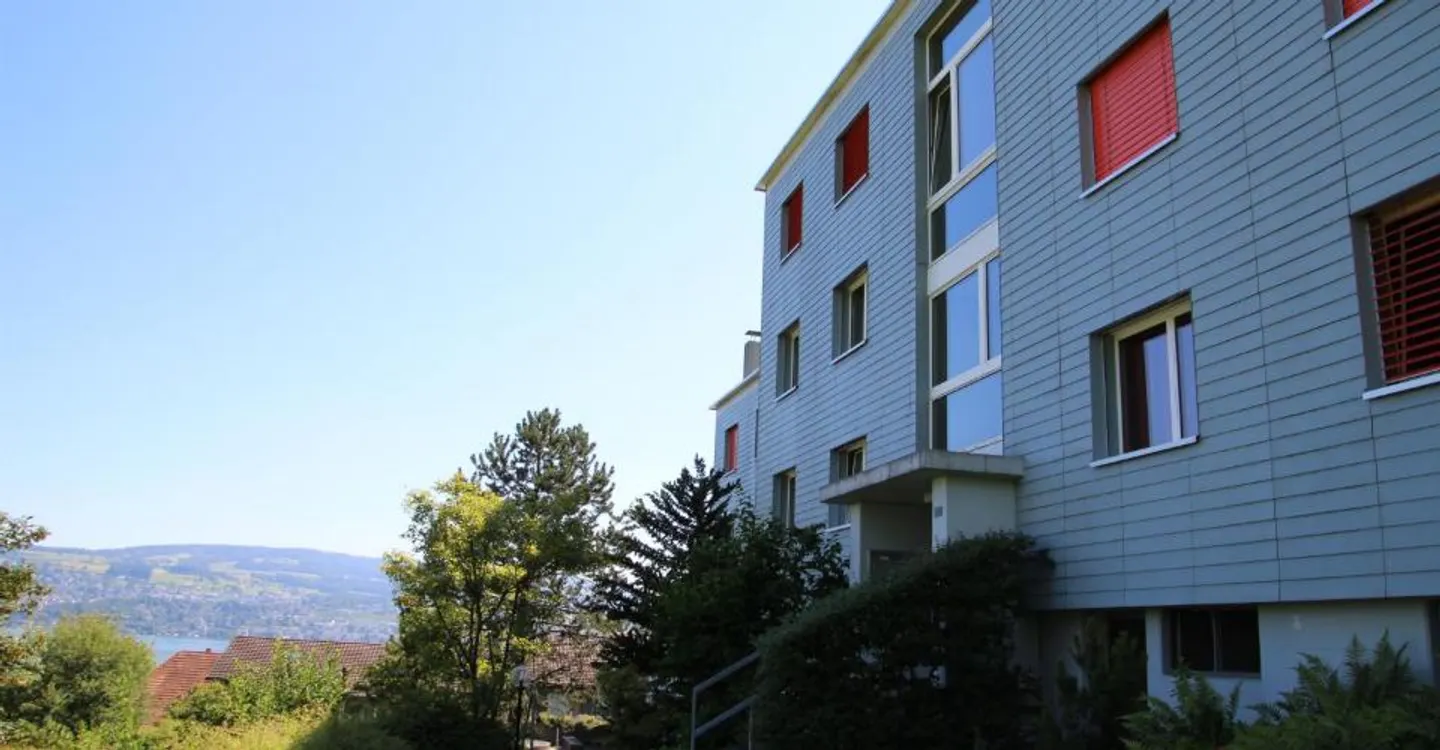 Parking space for rent in Horgen - Photo 2 of 3
