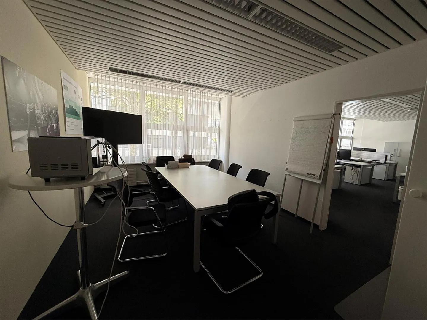 Your new business address is waiting for you - office space for rent - Photo 6 of 8