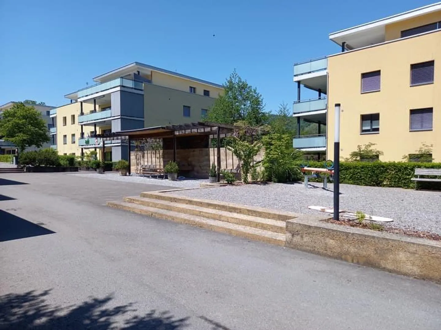 Moderne Wohnung mit grossem Balkon - Foto 11 von 11