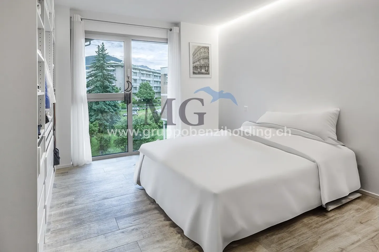 Spacious 2.5-room new apartment with open view - Photo 4 of 12