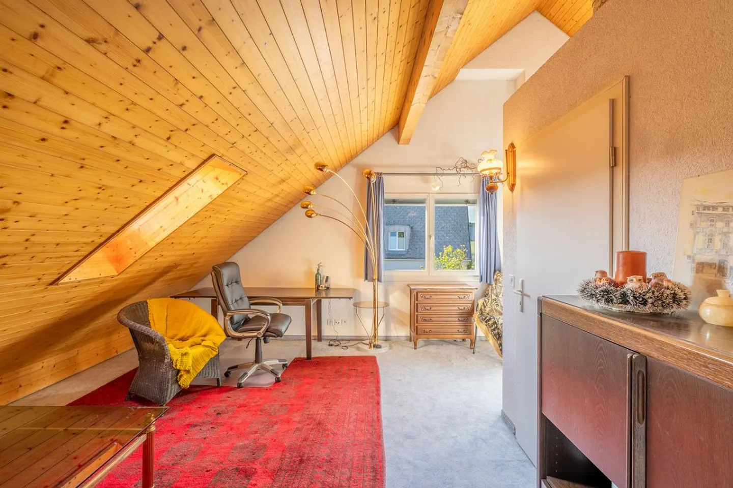 Charmante maison de coin en rangée avec jardin à Würenlos - Photo 14 sur 18