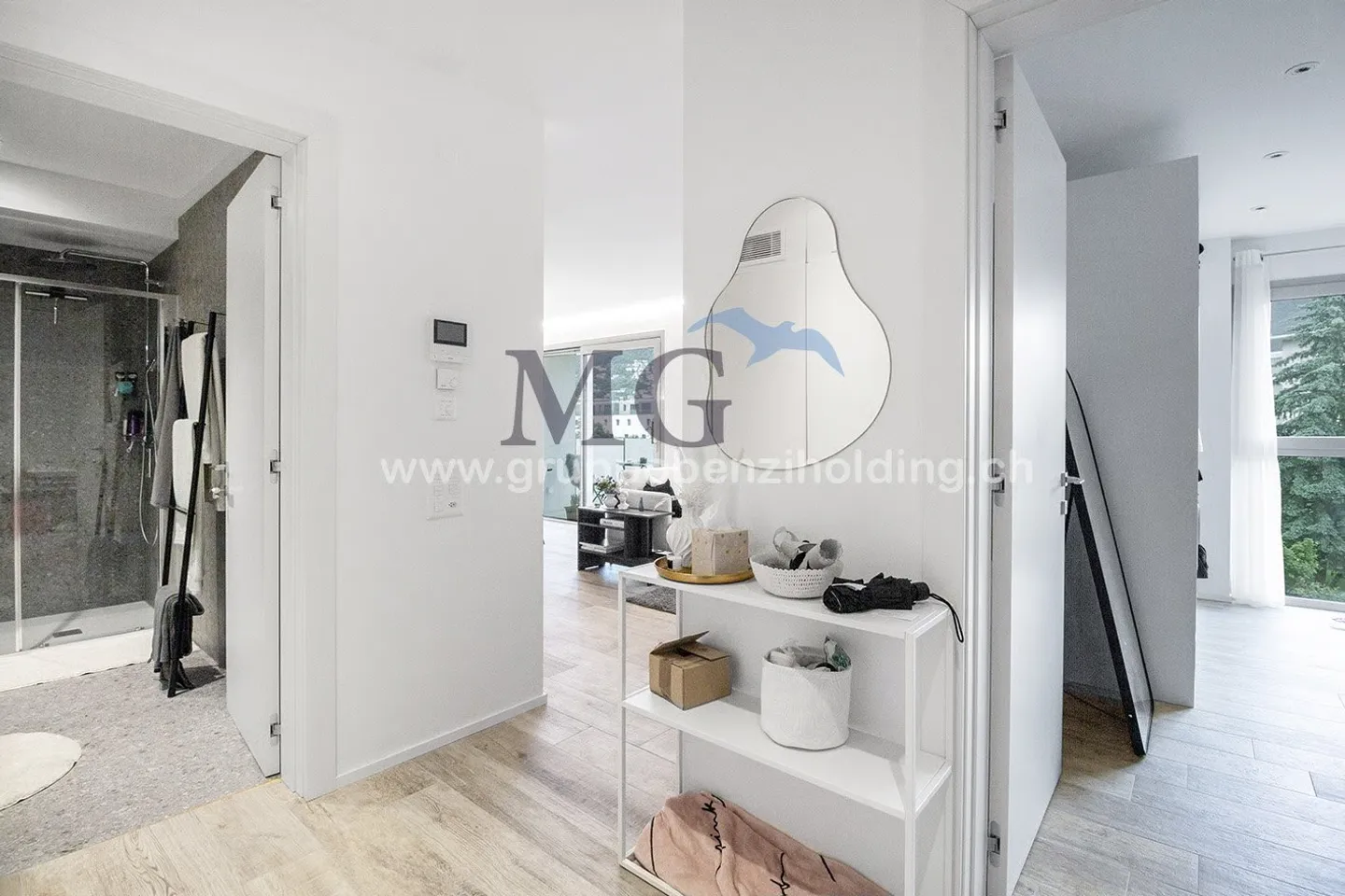 Spacious 2.5-room new apartment with open view - Photo 6 of 12