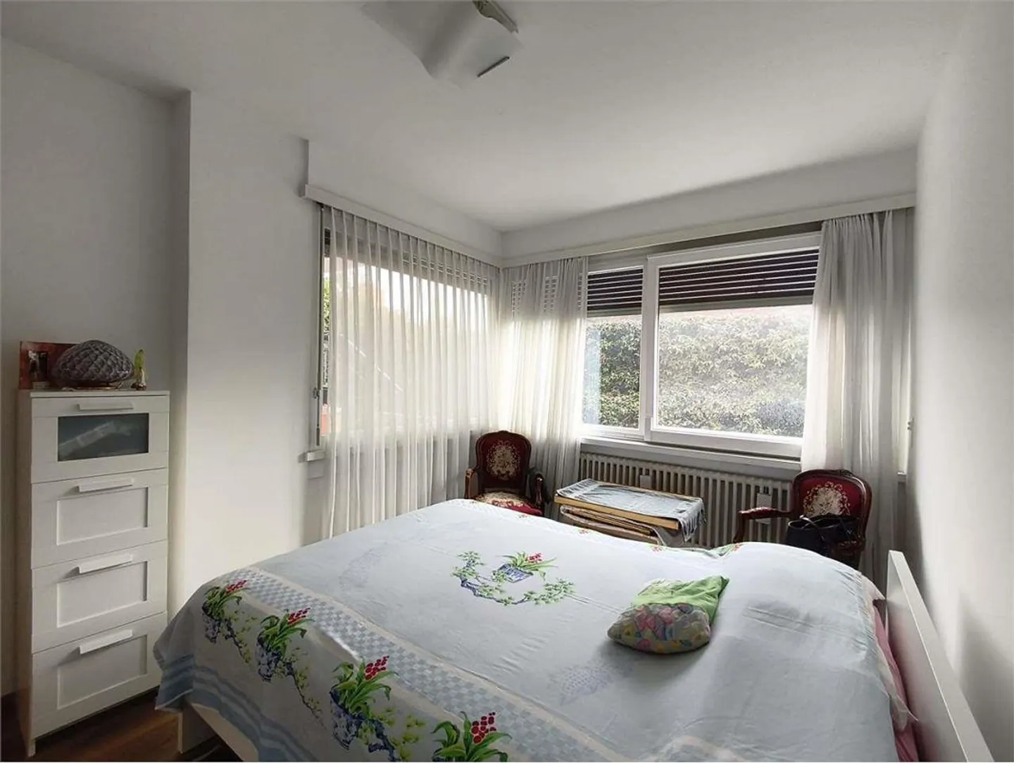 Bright 2.5-room apartment with large exclusive outdoor area and parking space - Photo 9 of 9