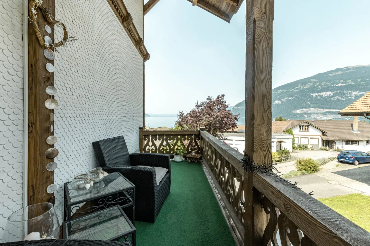 Casa Trifamiliare con Fascino Rurale Inclusa di Terreno Edificabile a Leissigen - Foto 24 di 39