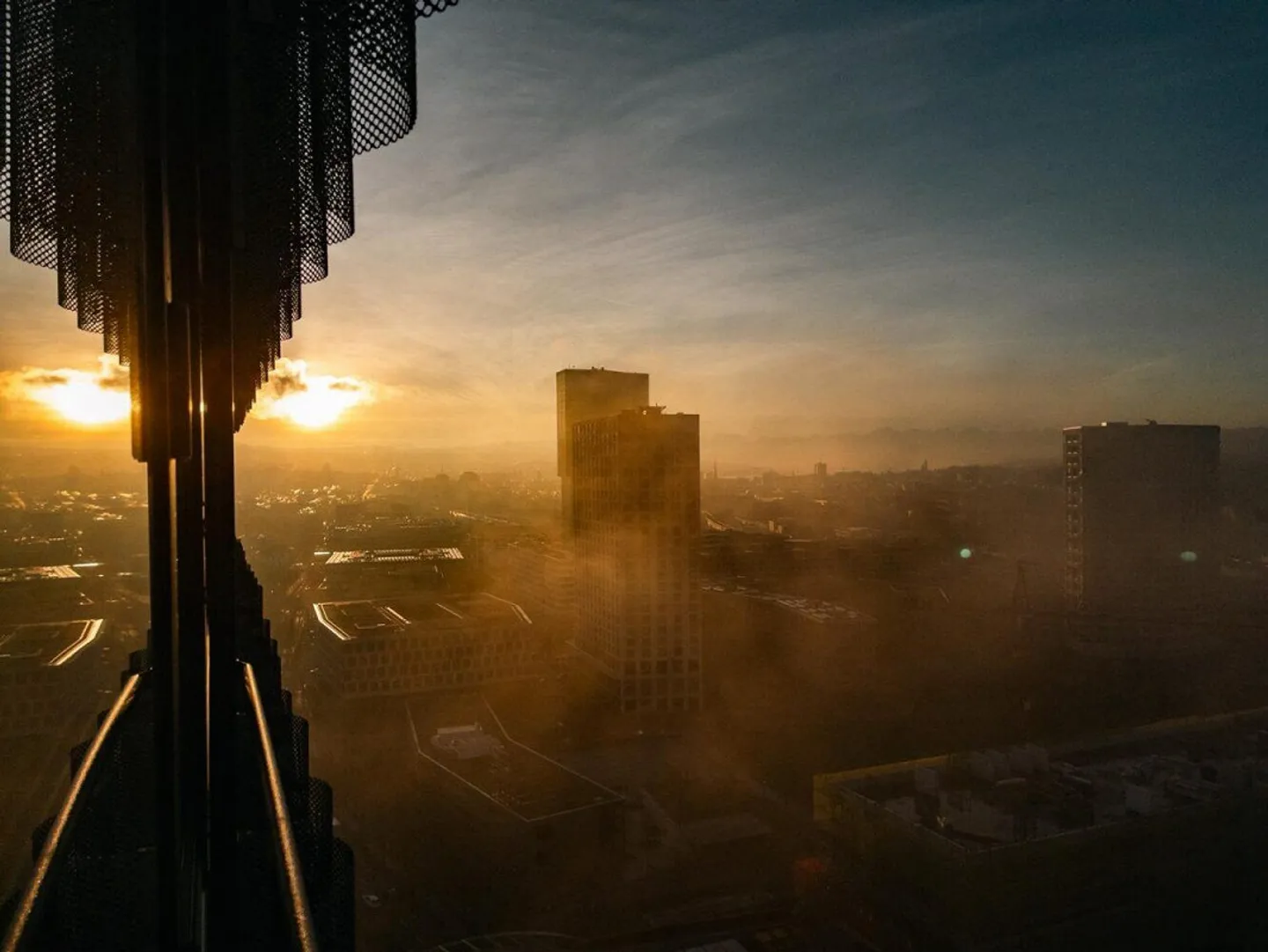 Modern, high-quality maisonette city apartment with loggia - Photo 2 of 10