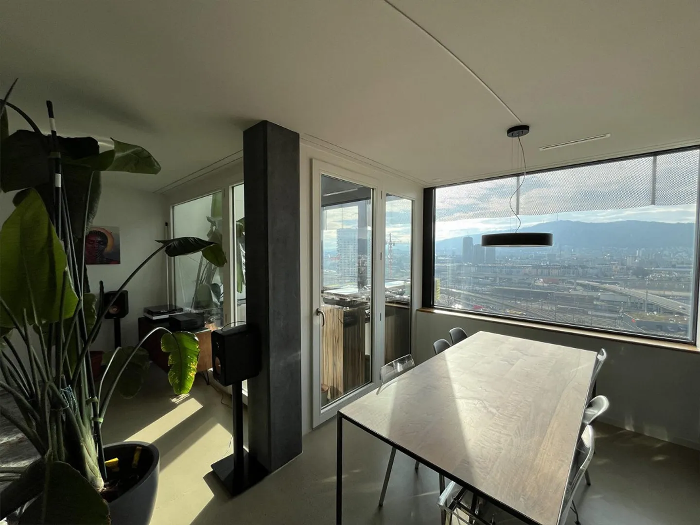 Modern, high-quality maisonette city apartment with loggia - Photo 6 of 10