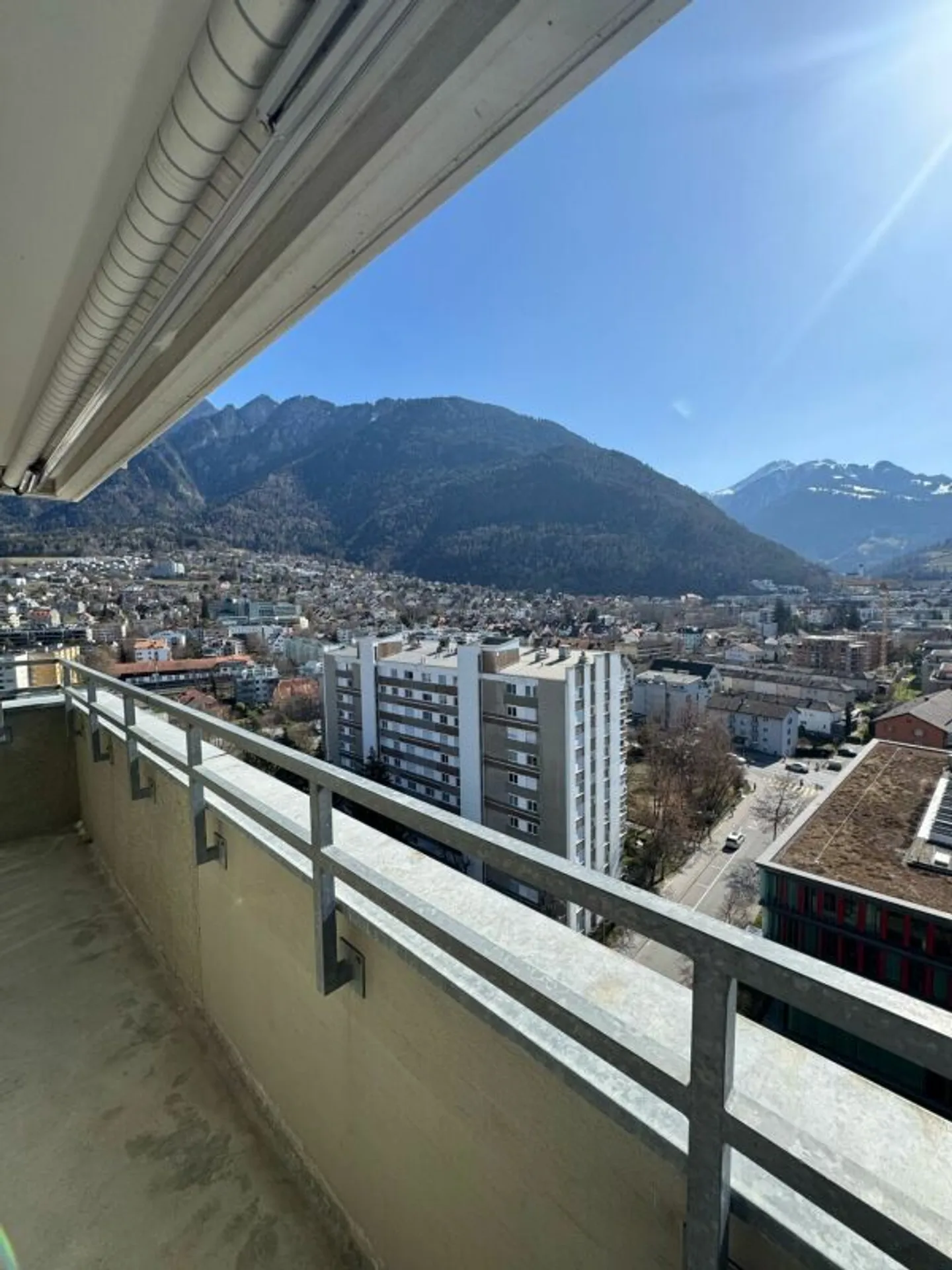 Appartement spacieux avec vue imprenable - Photo 10 sur 12