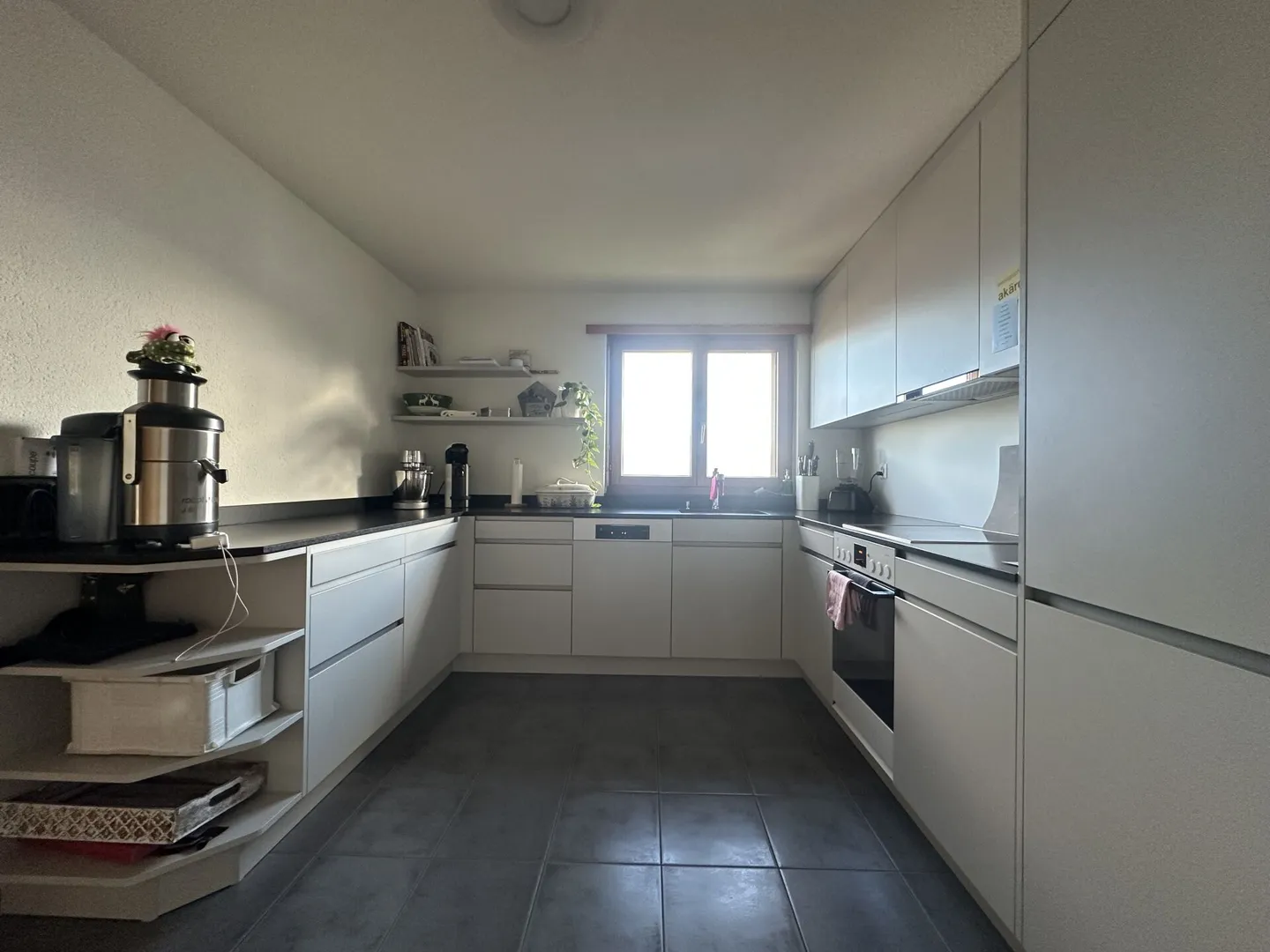 Maison individuelle de 5 ½ pièces pour personnes actives dans un emplacement idyllique à Gams - Photo 2 sur 12