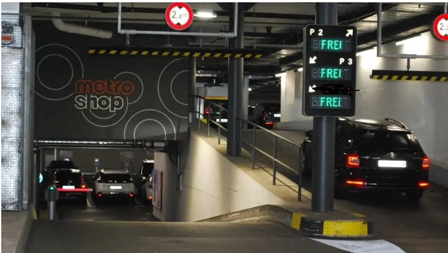 Parkplatz Nähe Bahnhof Baden - Foto 1 von 1