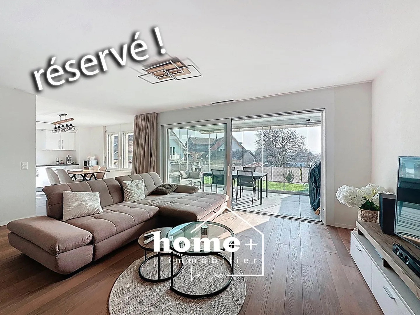 Exclusive - Magnificent Apartment with Veranda and Garden - Photo 1 of 12