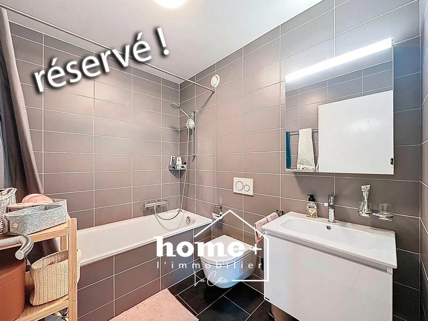 Exclusive - Magnificent Apartment with Veranda and Garden - Photo 10 of 12