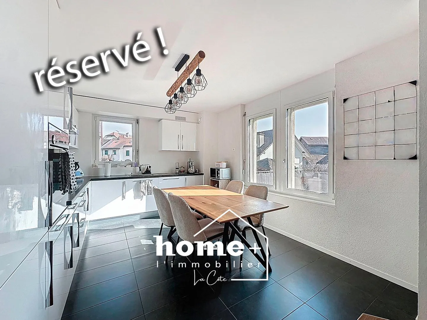 Exclusive - Magnificent Apartment with Veranda and Garden - Photo 11 of 12