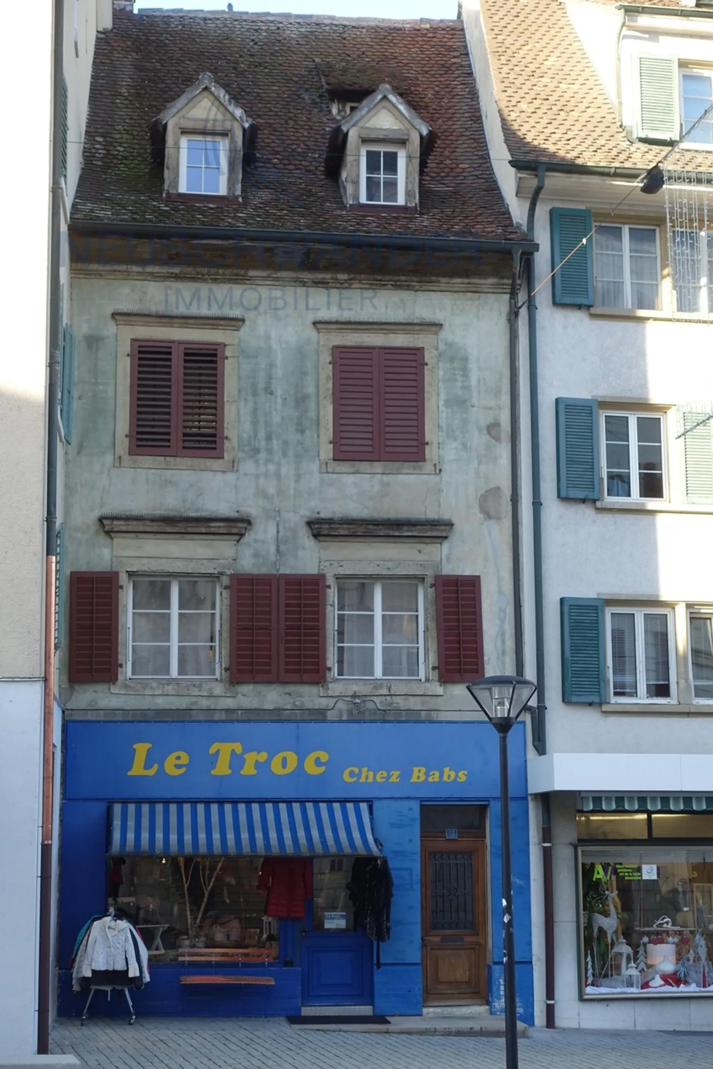 Immeuble mixte à vendre - Photo 2 sur 60