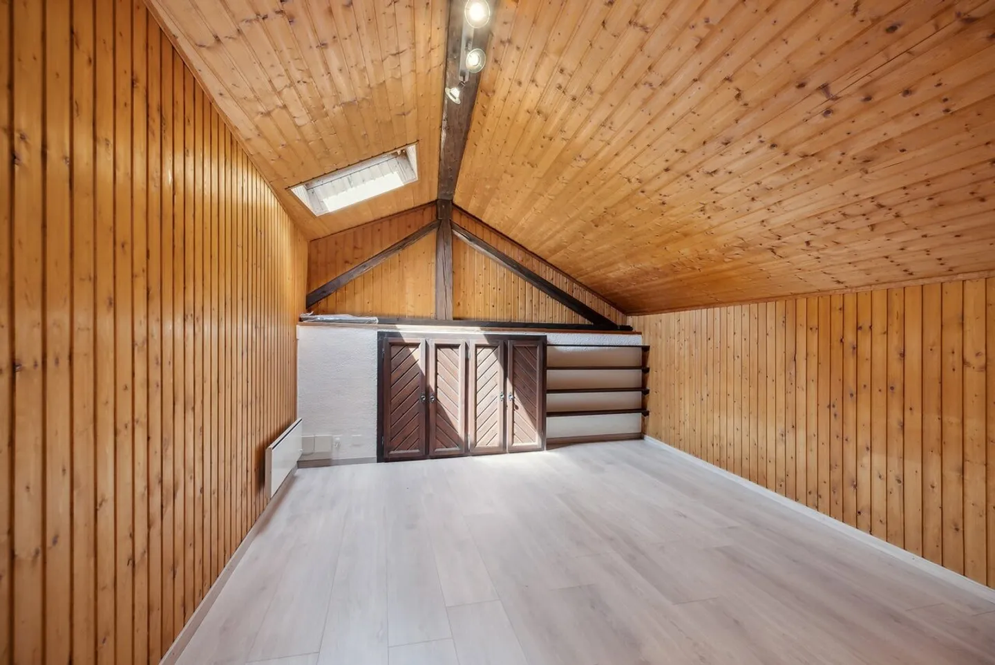 Maison de ville avec espace atelier - Photo 10 sur 13