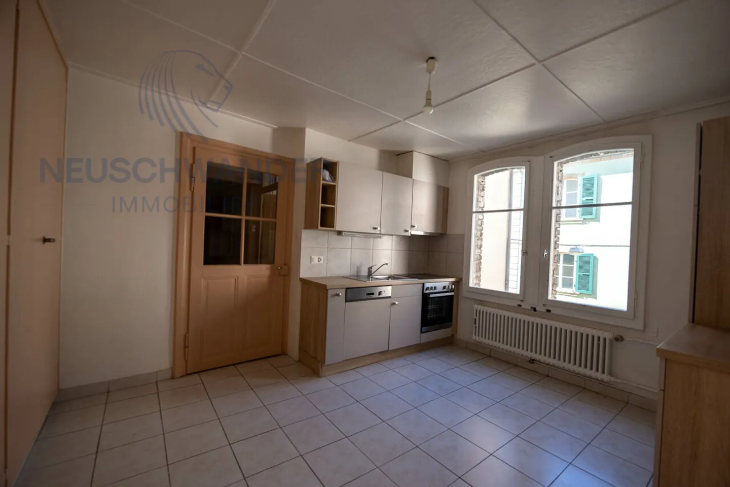 Immeuble mixte à vendre - Photo 8 sur 60