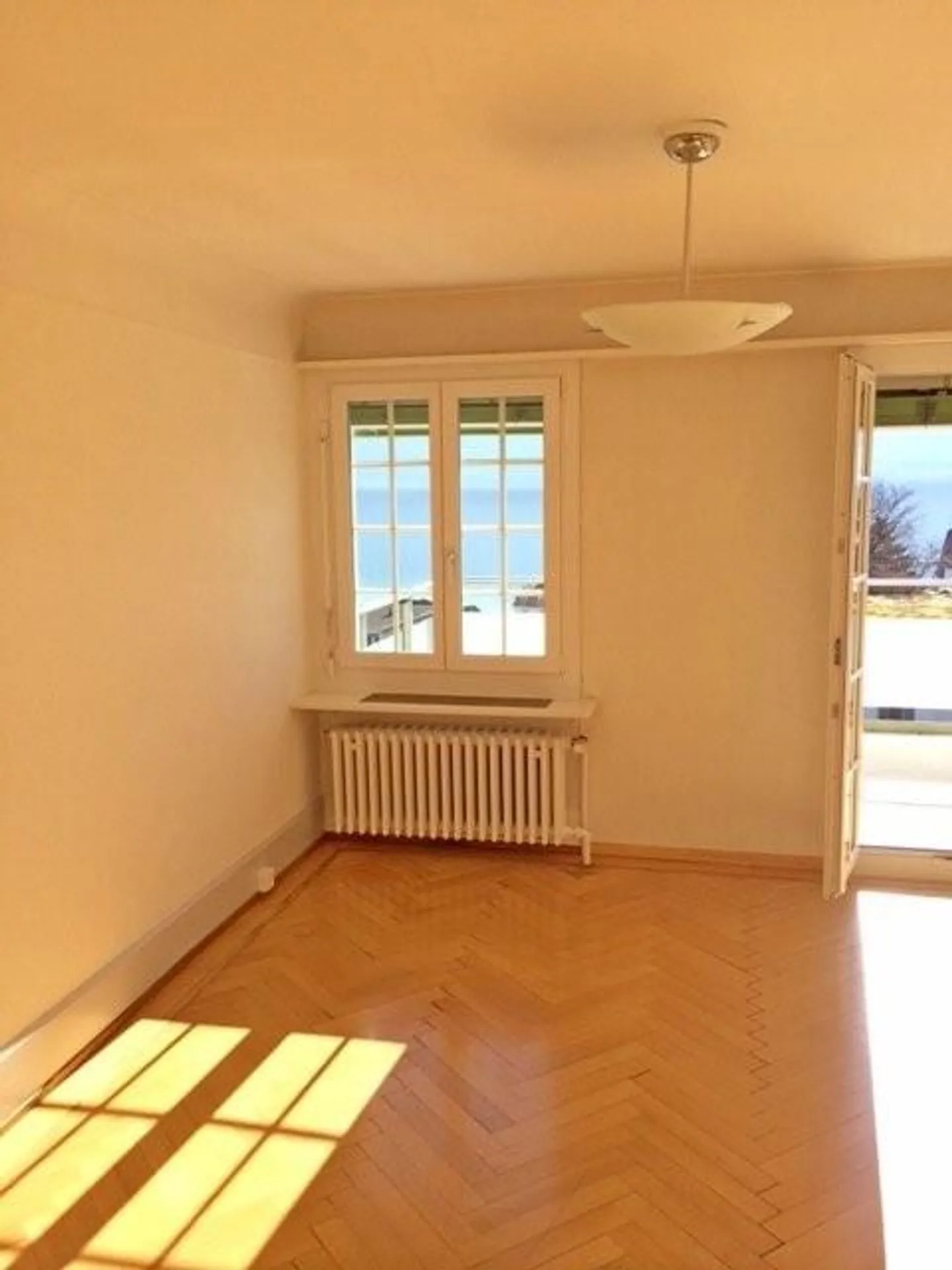 4-room apartment with lake view in Weggis - Photo 3 of 7