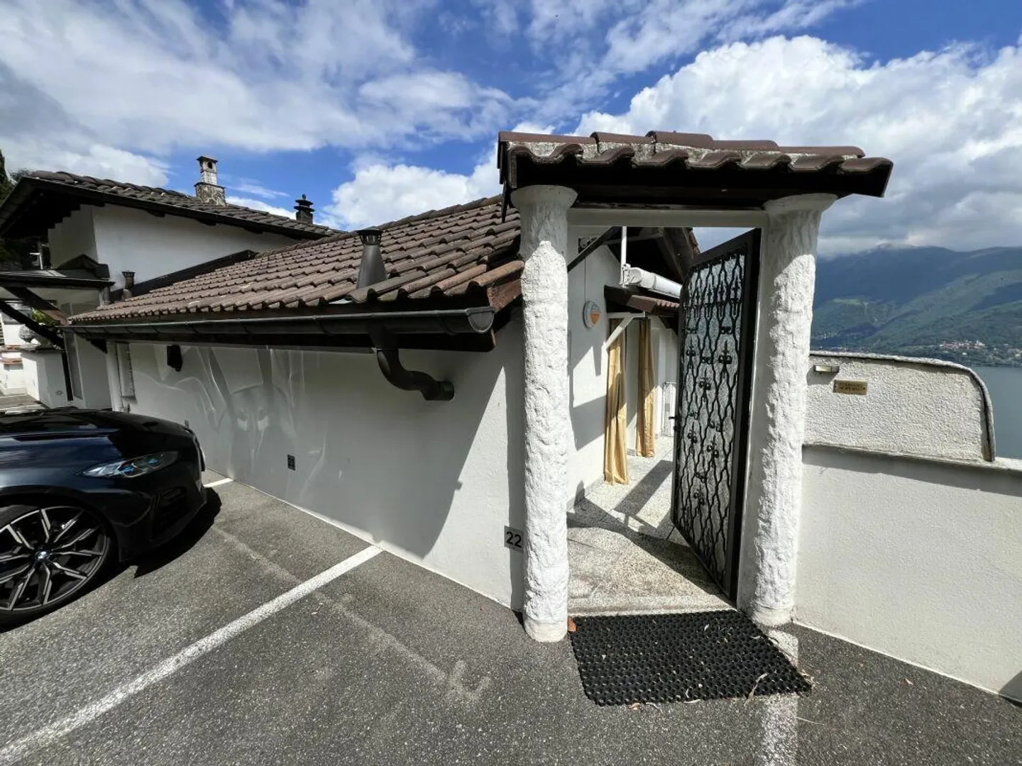 Studio-appartement avec vue imprenable sur le lac - Photo 1 sur 17