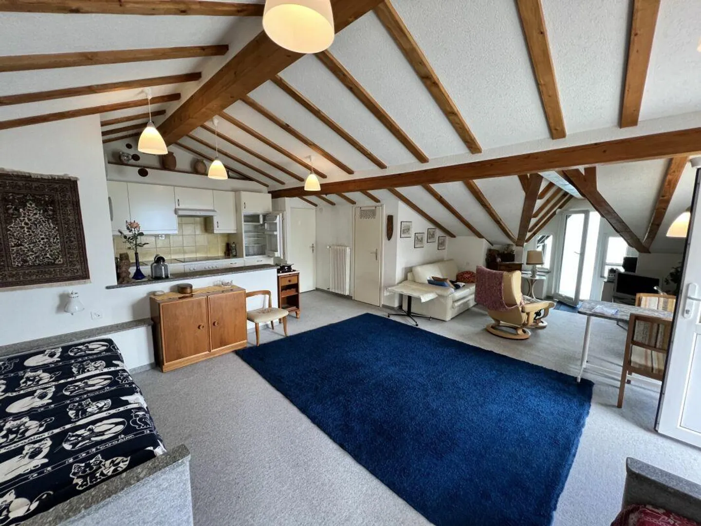 Studio-appartement avec vue imprenable sur le lac - Photo 3 sur 17