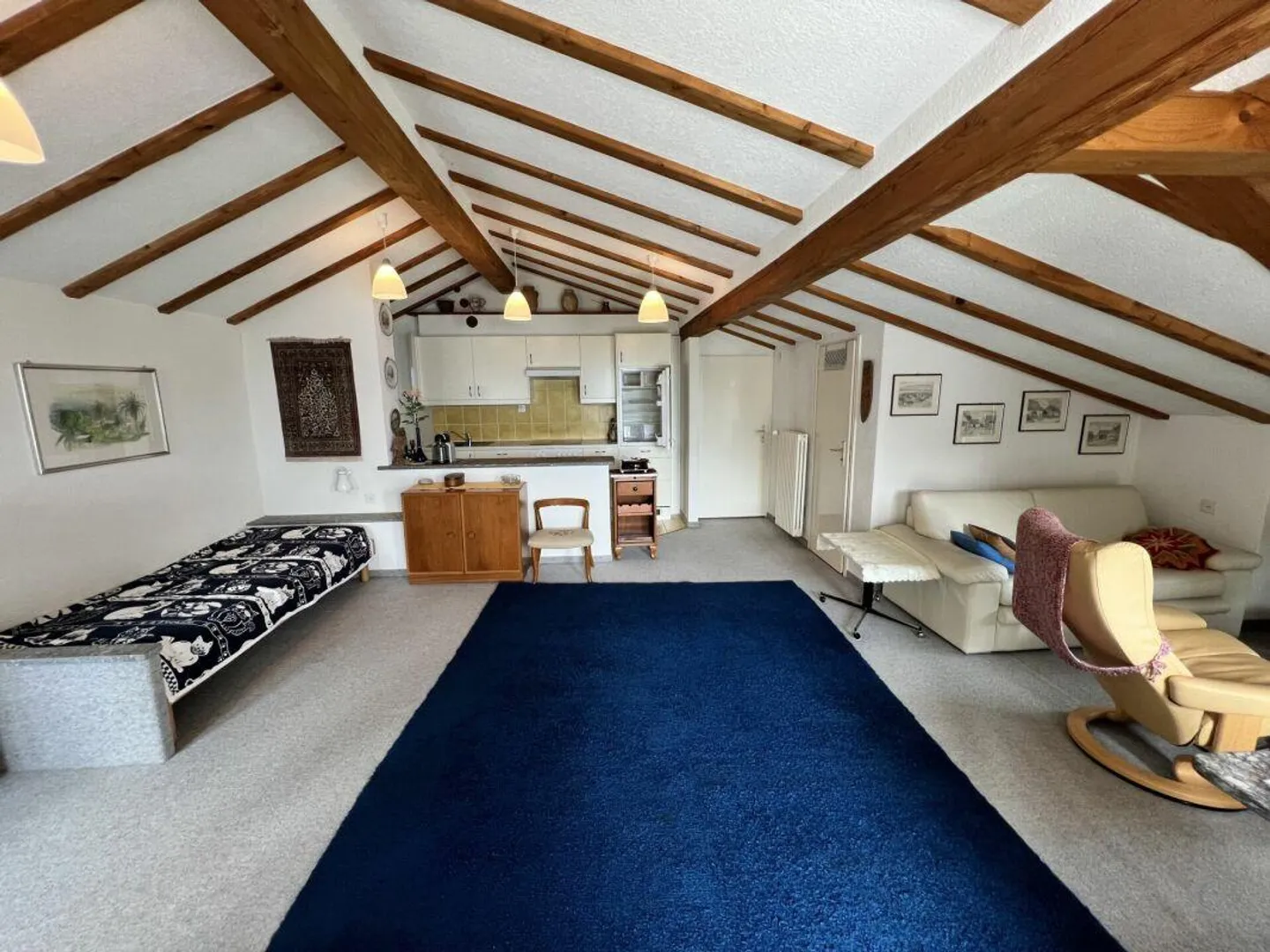 Studio-appartement avec vue imprenable sur le lac - Photo 2 sur 17