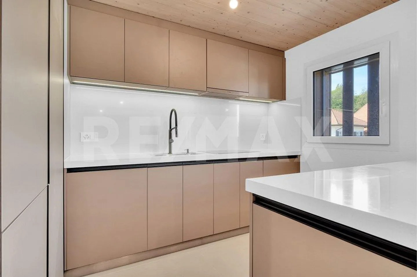 Apartment for sale - Photo 3 of 8